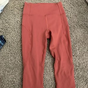 Lululemon cropped leggings
